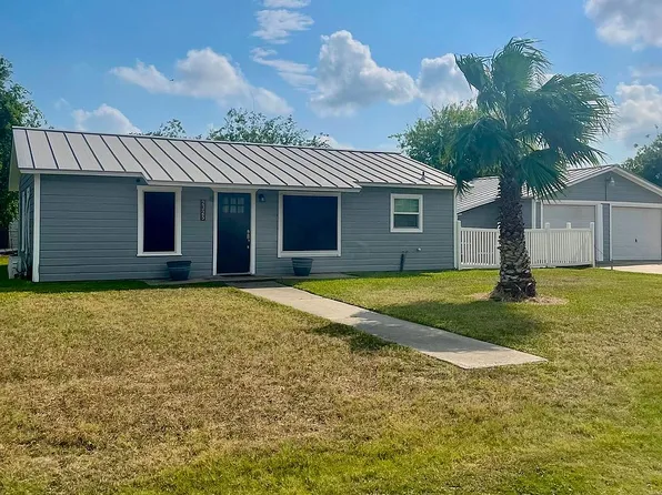 2325 2nd St, Ingleside, TX 78362