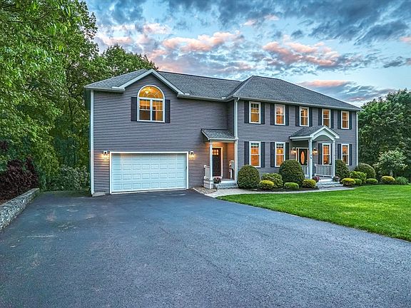 2nd image of 23 Lamplighter Dr