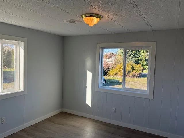 739 Lange Rd — Photo 14