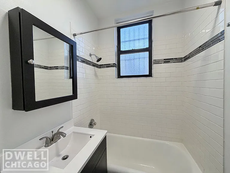 3323 N Lincoln Ave #302 — Photo 5
