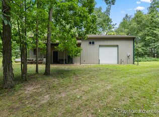 18 W Dick Rd, Fenwick, MI 48834