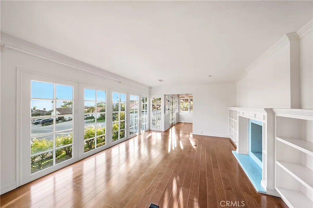 3 bed, 2940 sqft, $17,000 — Photo 4