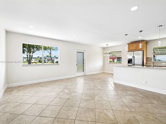 5th image of 24 Waterford A