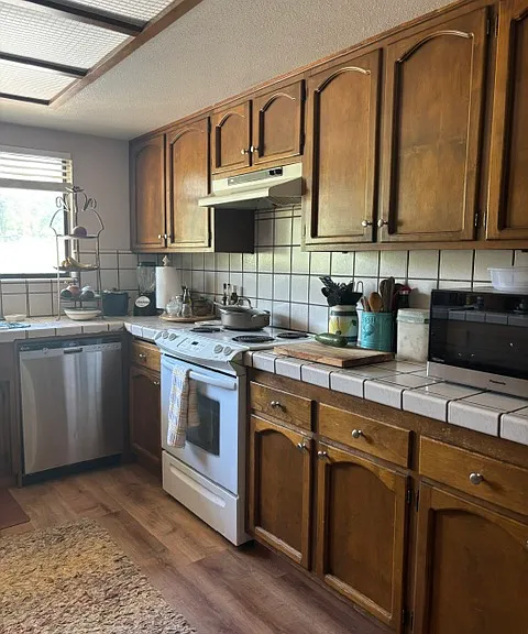15125 Wonderland Blvd — Photo 2