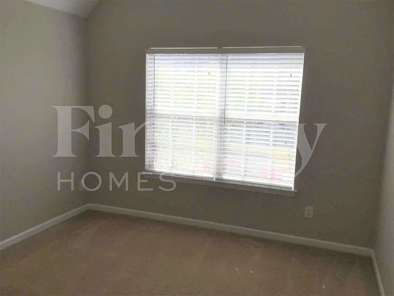 3844 Hadley Rd — Photo 7