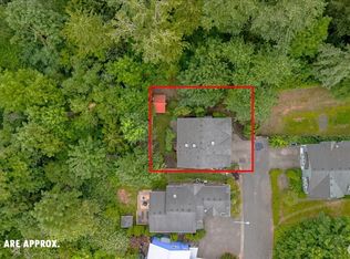 19414 77th Pl NE, Kenmore, WA 98028