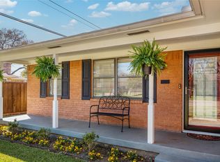 5811 Clendenin Ave, Dallas, TX 75228