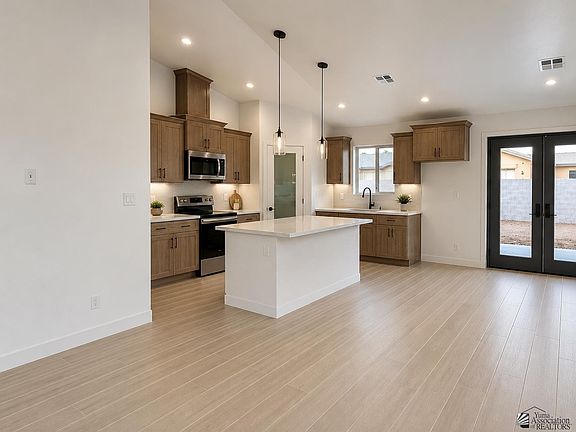 2nd image of 10745 E 45th Pl
