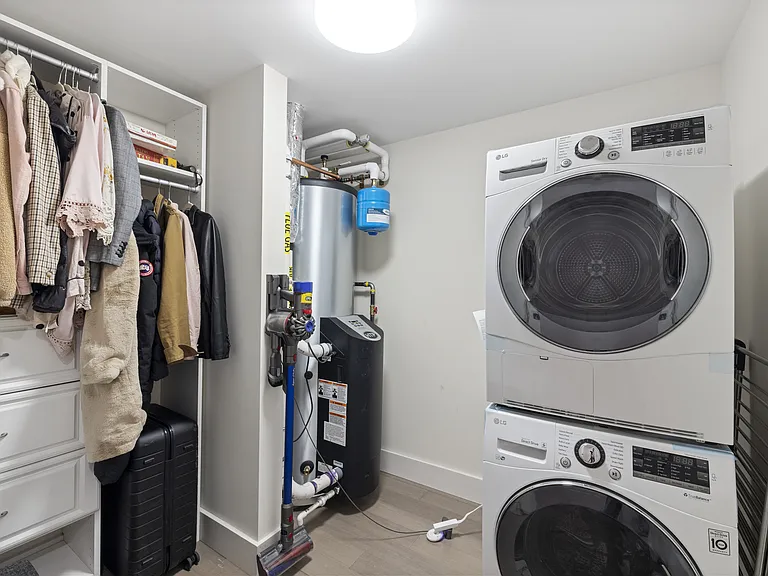 121 Portland St #707 — Photo 18
