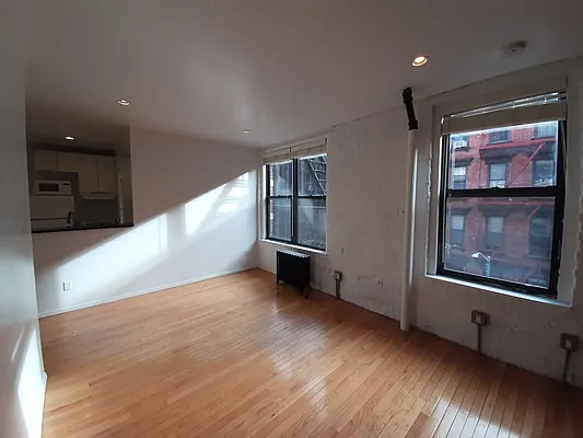 Rented by Owner | media 25