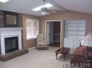 105 Mariners Ct, New Bern, NC 28562