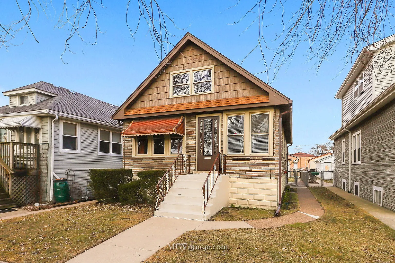11215 S Christiana Ave photo 1