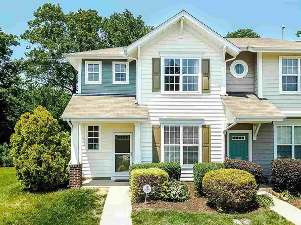 220 Colwick Ln, Morrisville, NC 27560