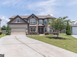 5703 Shore Isle Ct, Flowery Branch, GA 30542