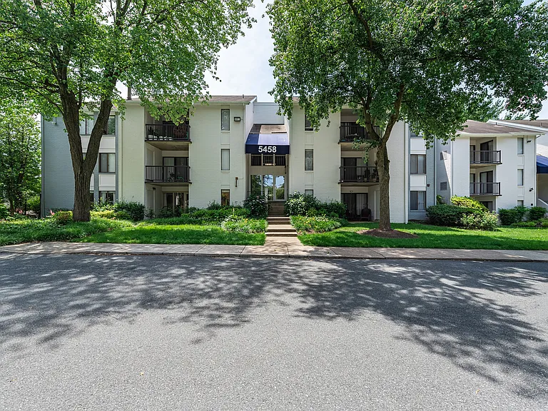 Cedar Place — Photo 25