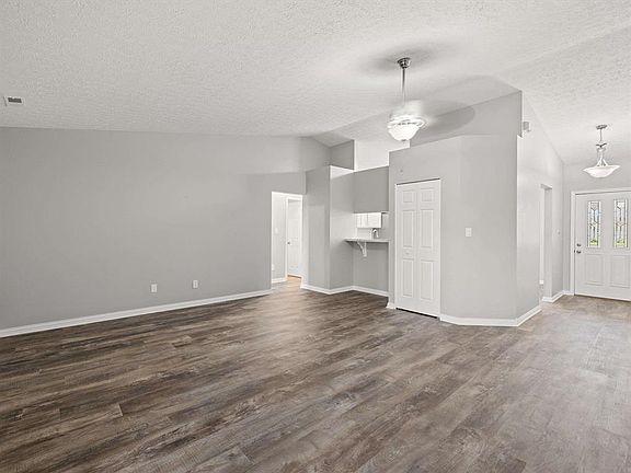 3rd image of 2447 Yewells Lndg N