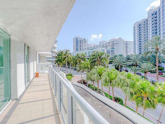 5th image of 5900 E Collins Avenue #406