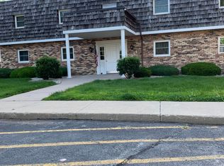 511 Narvick Ave APT 4, Morris, IL