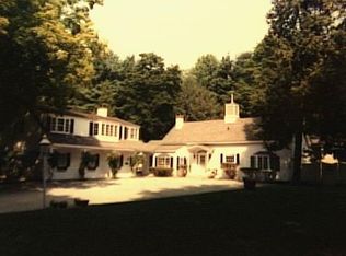 792 Ridgebury Rd, Ridgefield, CT 06877