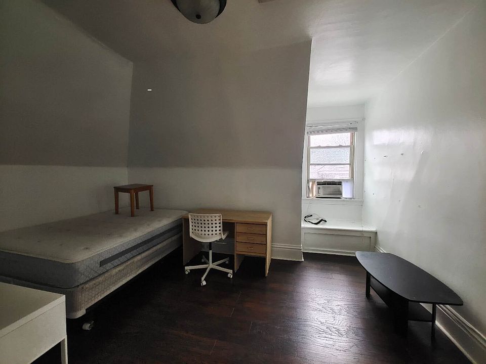 2nd image of 5838 Darlington Rd #3C