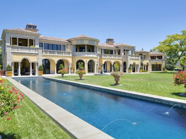 34 Beverly Park Cir, Beverly Hills, CA 90210