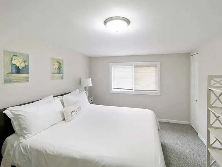 114 E Sunnyside Ave — Photo 11