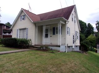 808 Davidson Ave, Connellsville, PA 15425