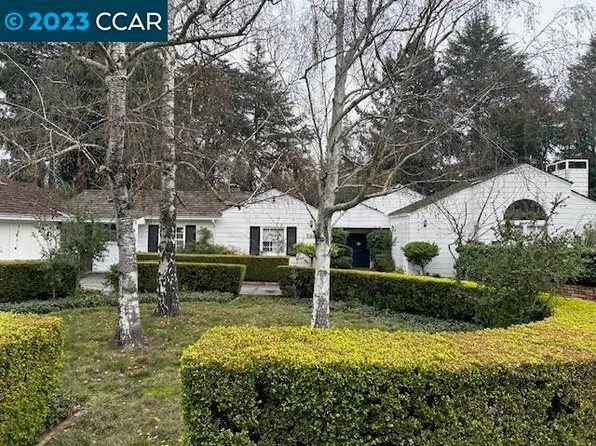 3808 Happy Valley Rd, Lafayette, CA 94549