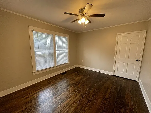 535 Stone Ave — Photo 15