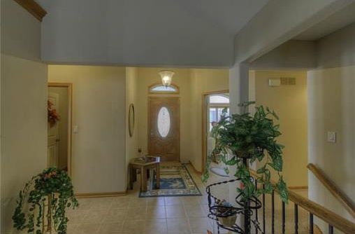 3rd image of 3208 S Arrowhead Dr