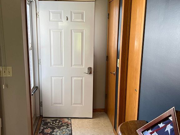 2nd image of 22 Park Village Ct