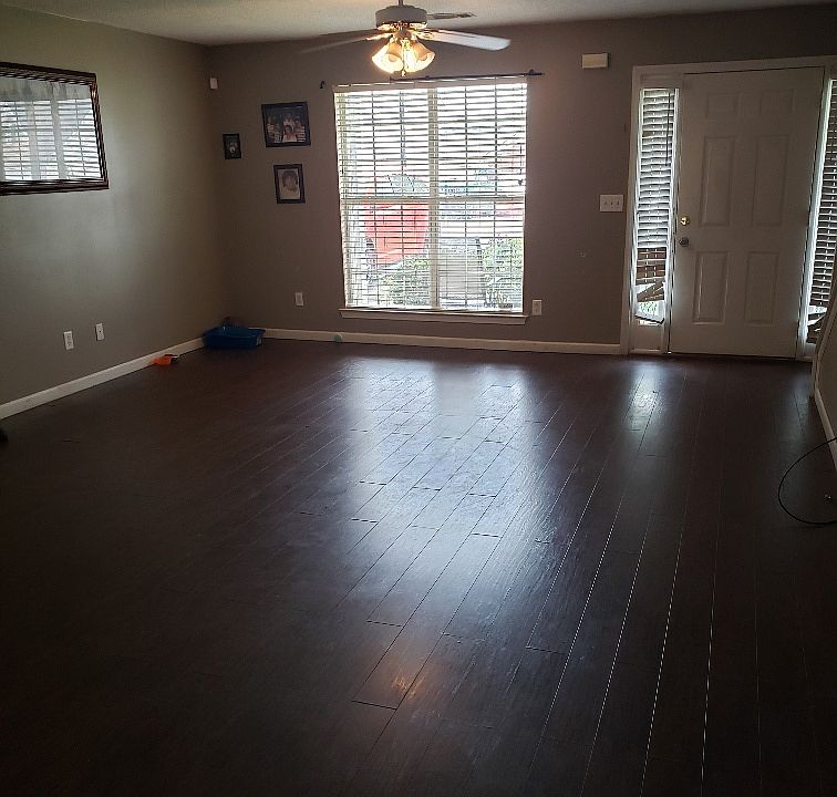 2nd image of 3341 Waggoner Ln