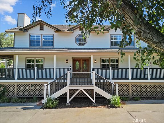3rd image of 41900 Green Tree Ln