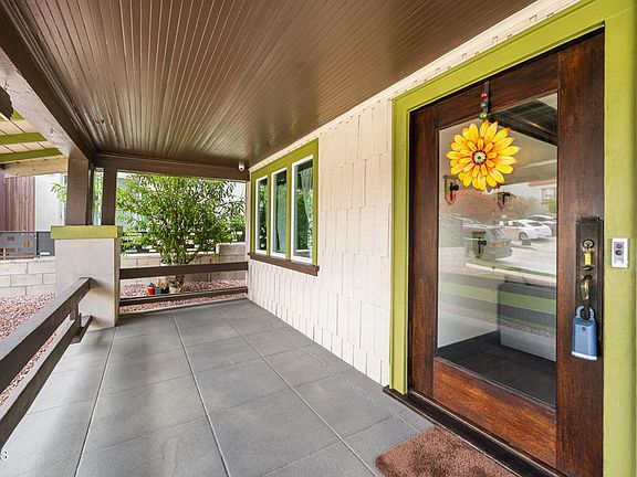 4th image of 6158 Oak Crest Way