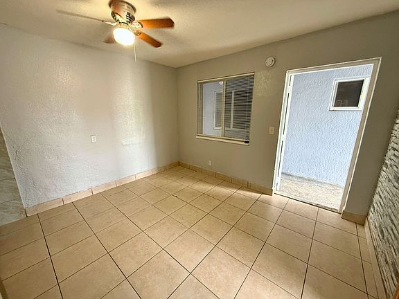 5th image of 100 NW 30th Ave #2