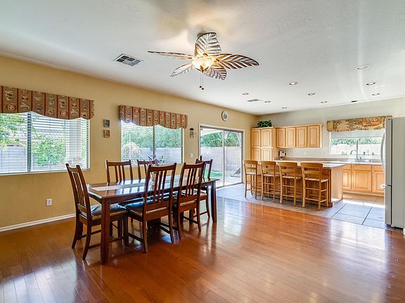 3rd image of 3031 W Winter Dr