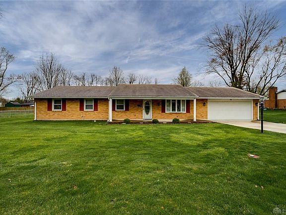 2nd image of 520 Clareridge Ln