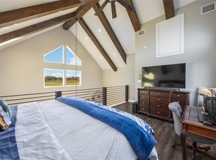 330 Ridge Rd, Manvel, TX 77578
