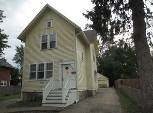 369 May St, Elgin, IL 60120