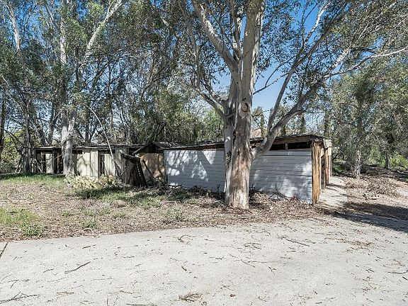5th image of 20617 Grand Ave