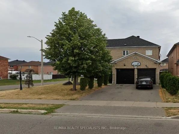 2 Loggers Ln, Brampton, ON L6X 4T3