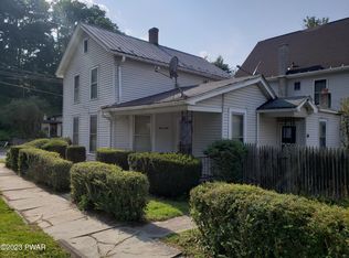 405 Spring St, Hawley, PA 18428