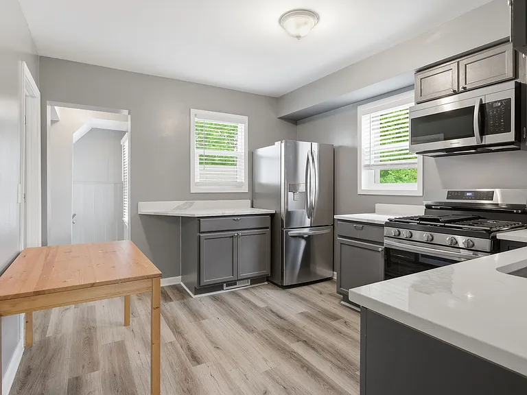 23060 Bernard St — Photo 3