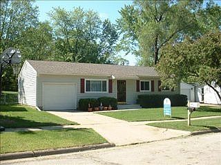 4th image of 2011 Rexford Dr