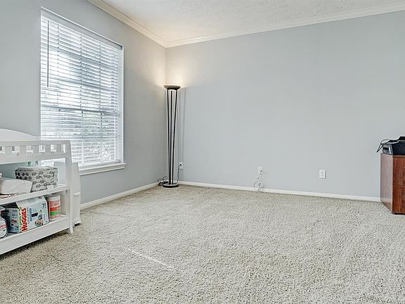 3rd image of 12811 Regal Pine Ln