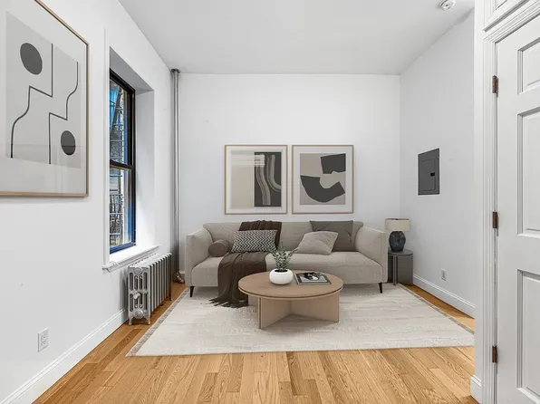 304 E 11th St APT 1C, New York, NY 10003