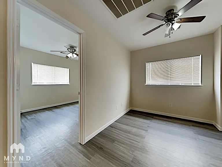 21818 Grassy Hill Ln — Photo 15