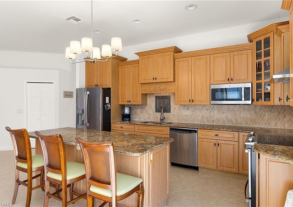 24929 Bay Cedar DR, Bonita Springs, FL 34134 | Zillow