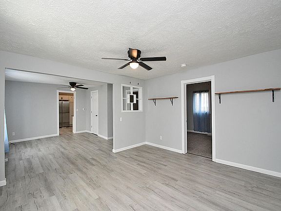 4th image of 550 N 32nd St