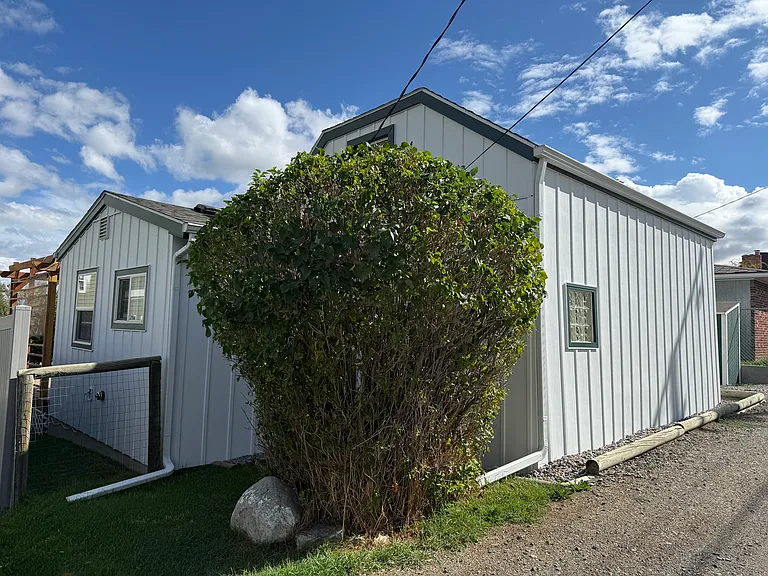 1815 Knight St — Photo 15